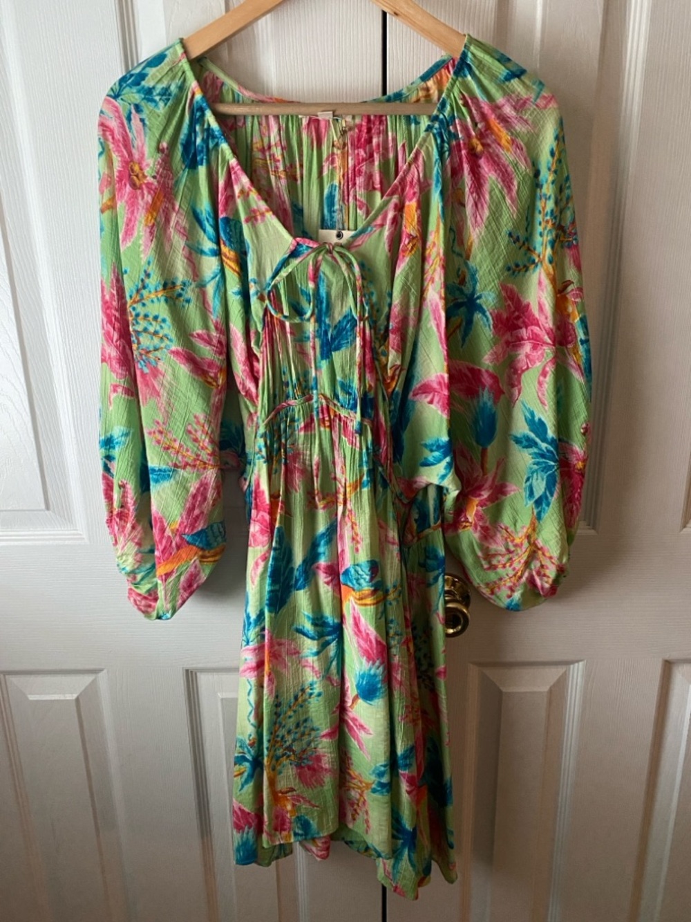 🆕 Easel Green Tropical Print Puff Sleeve Summer Resort Scoop Tie Neck Dress L